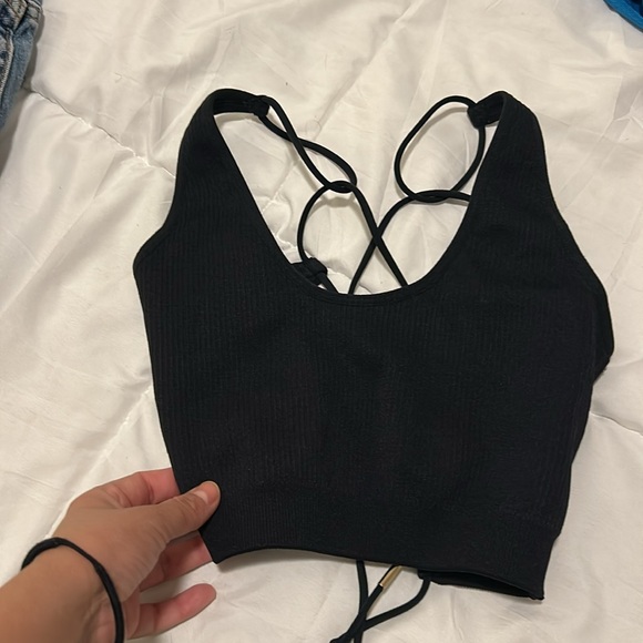 No+tee crop top - Picture 3 of 3